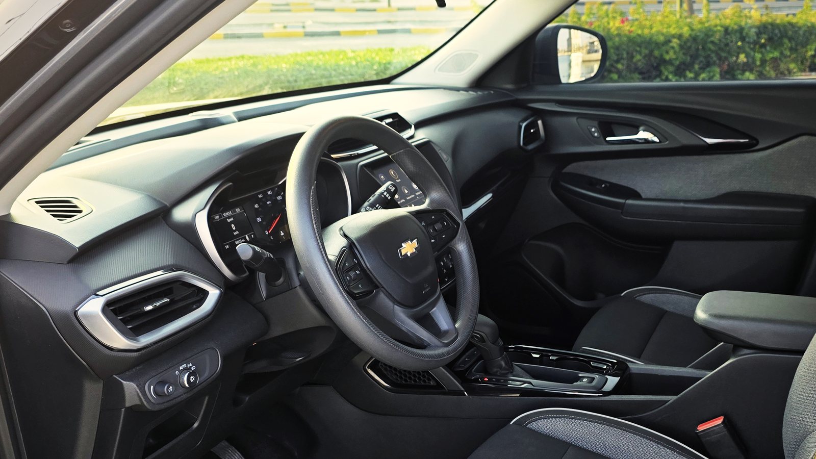 Chevrolet Trailblazer, grey