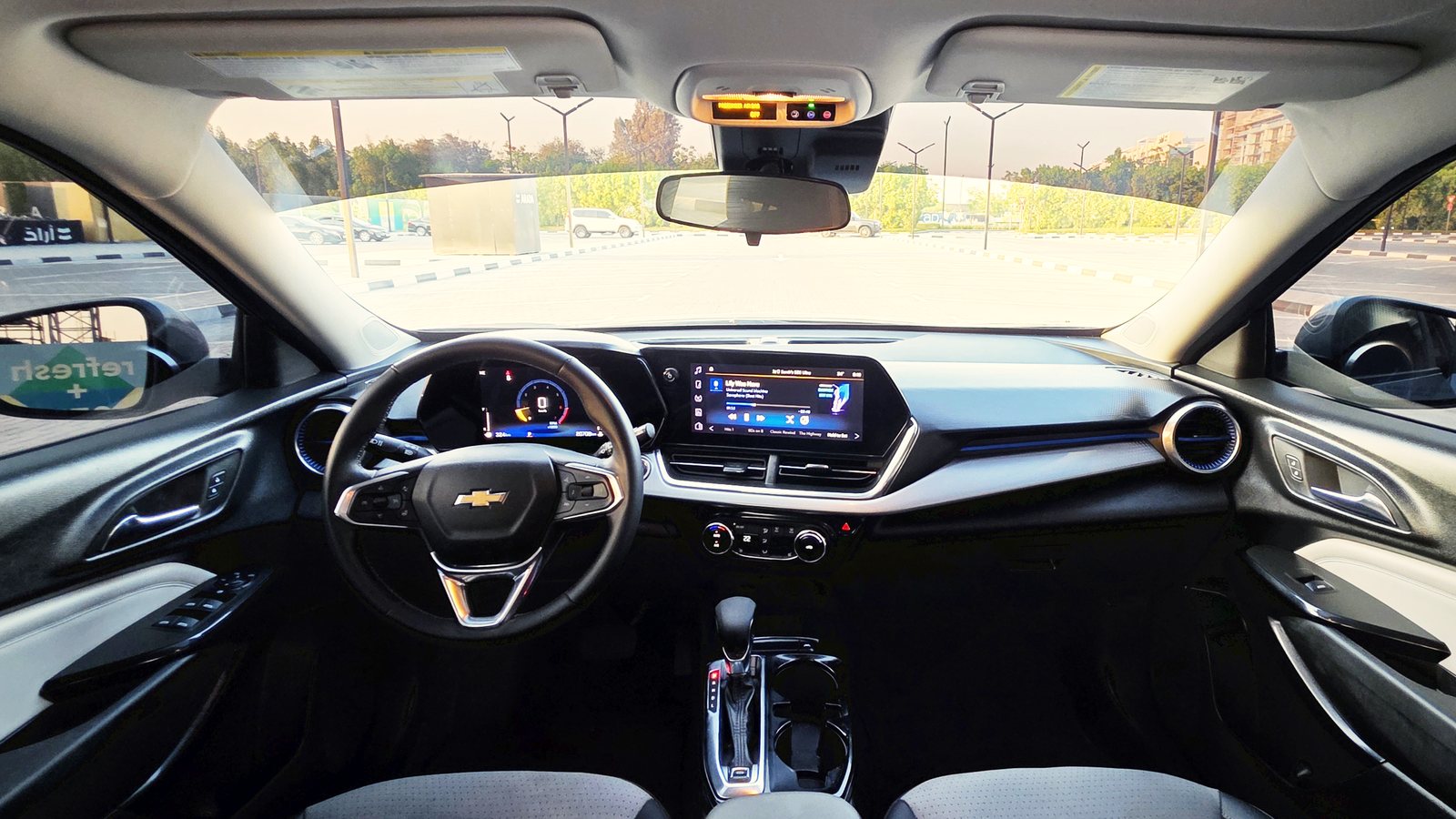 Chevrolet Trax, grey