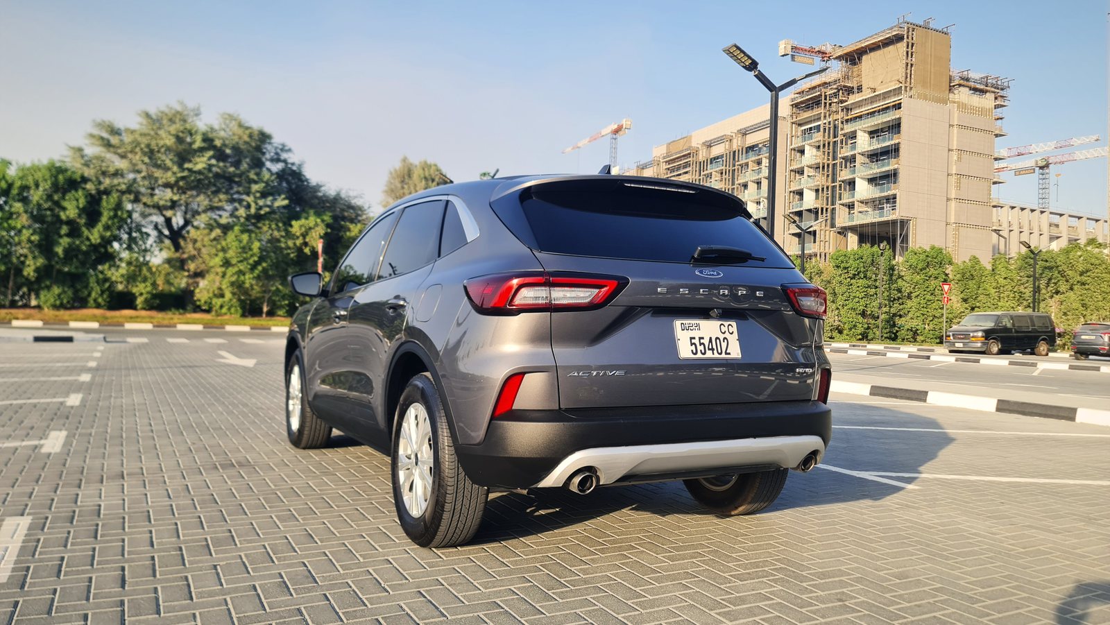 Ford Escape, grey