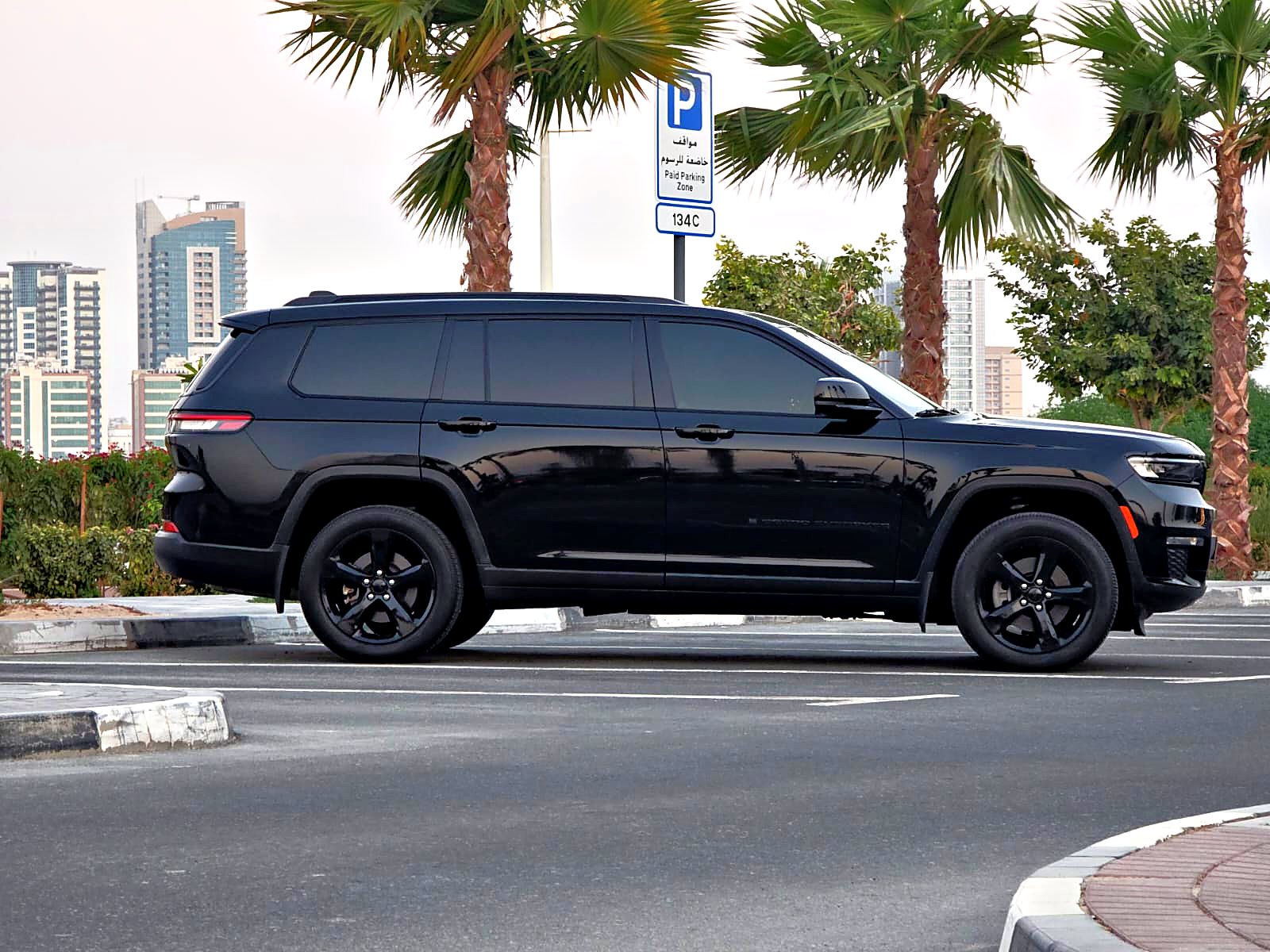 Jeep Grand Cherokee, black
