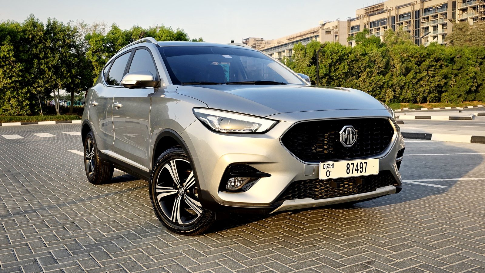 MG ZS, silver