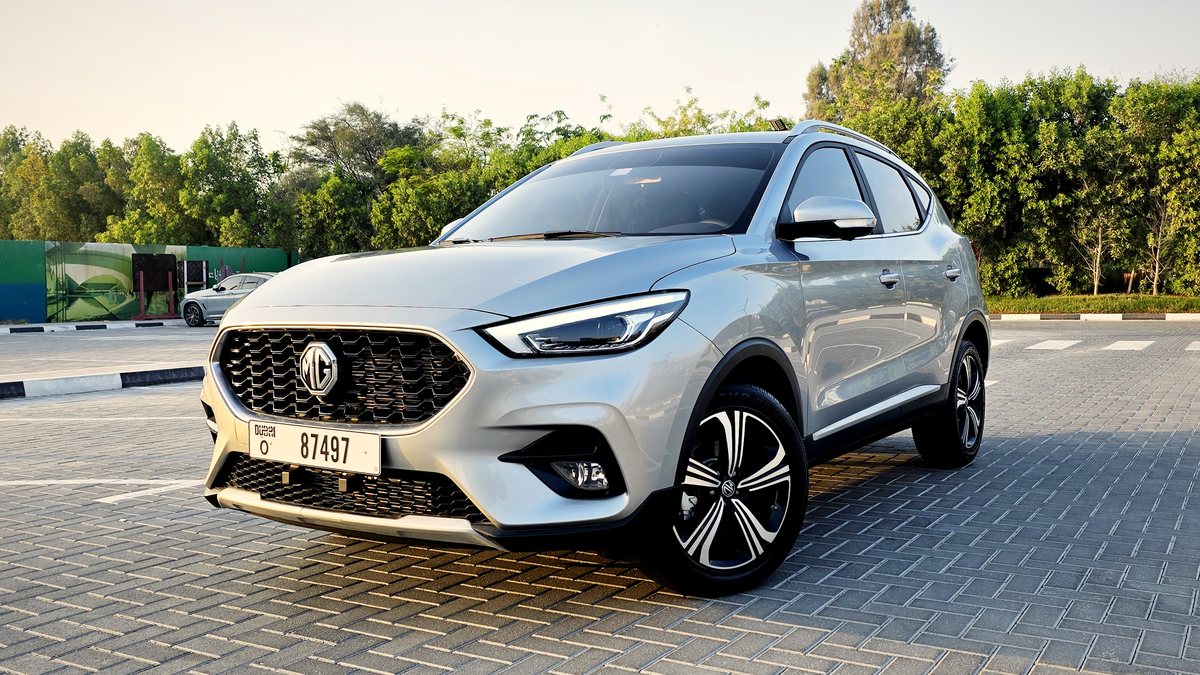 MG ZS, silver