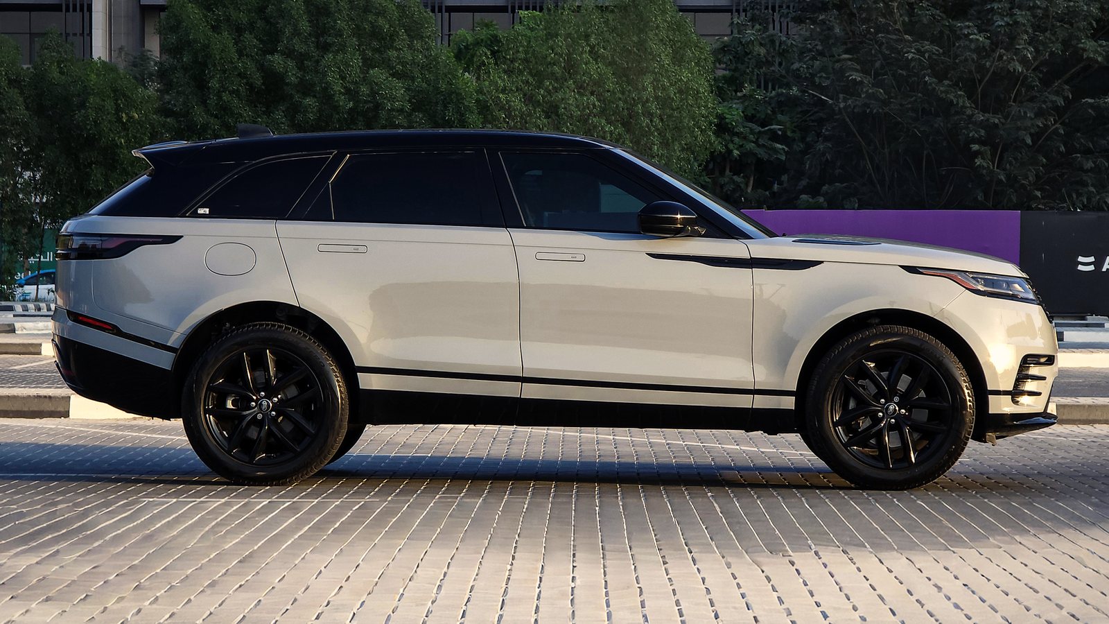 Range Rover Velar, grey
